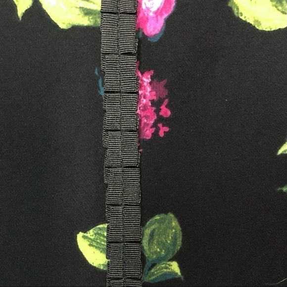 𝅺New Susan Graver Printed Stretch Jacket Floral NWOT - Picture 6 of 11